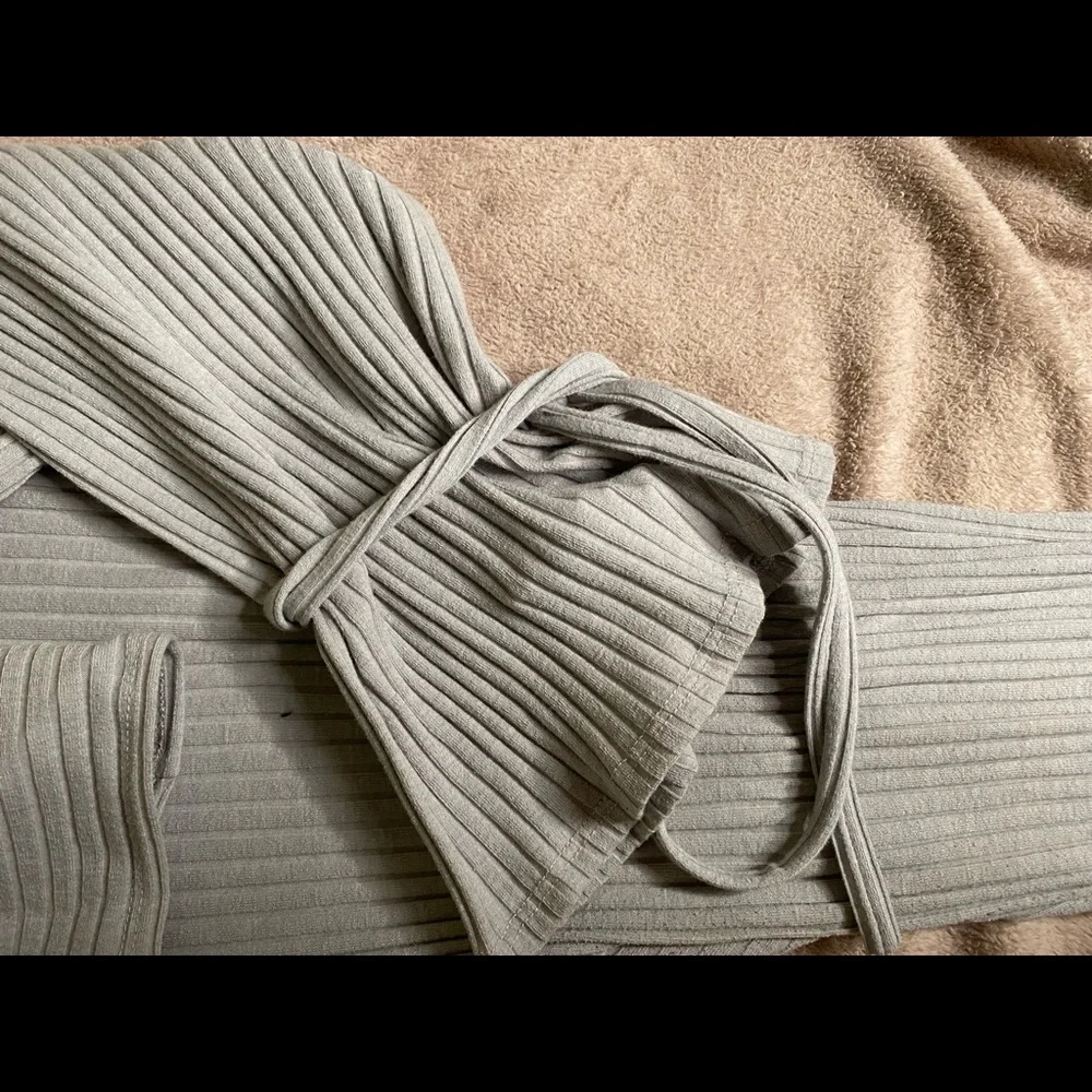 Gray Ribbed Set - Picture 2 of 4